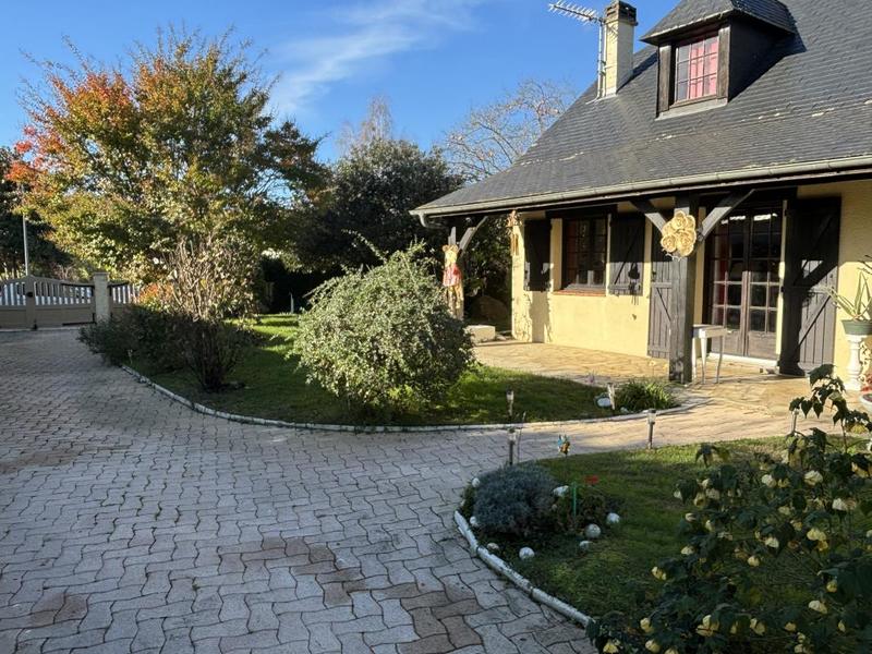 Maison - 135 m² - 4 pièces