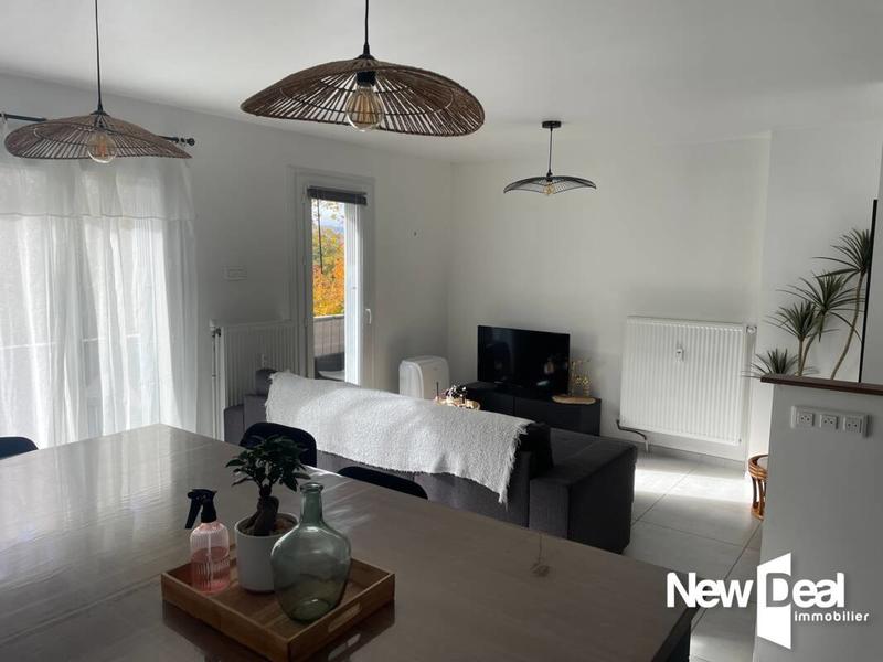 Appartement - 65 m² - 3 pièces