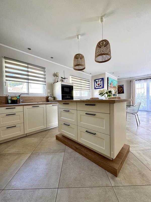 Maison - 96 m² - 4 pièces