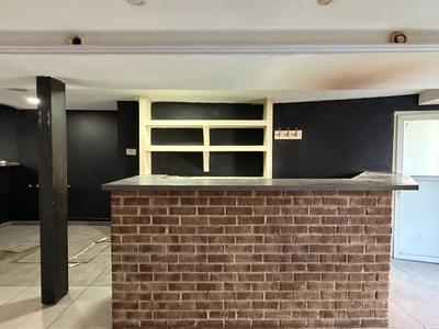 Immeuble - 102 m² - 4 pièces