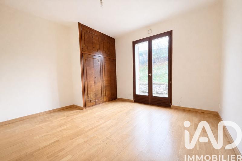 Maison - 99 m² - 5 pièces