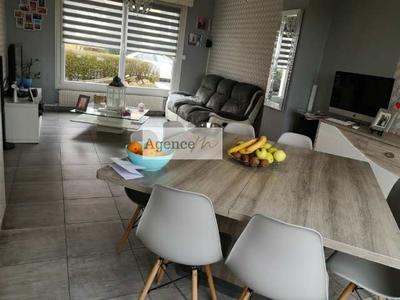 Maison - 82 m² - 4 pièces