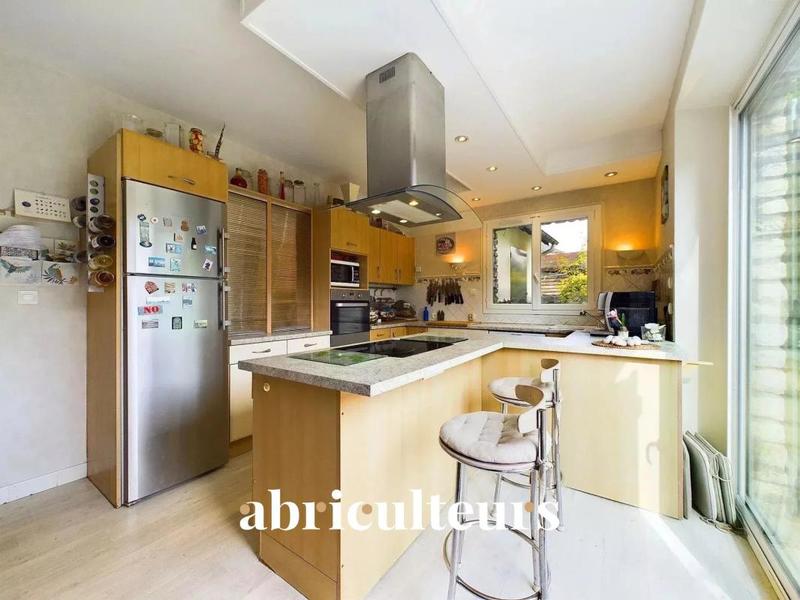 Maison - 188 m² - 6 pièces