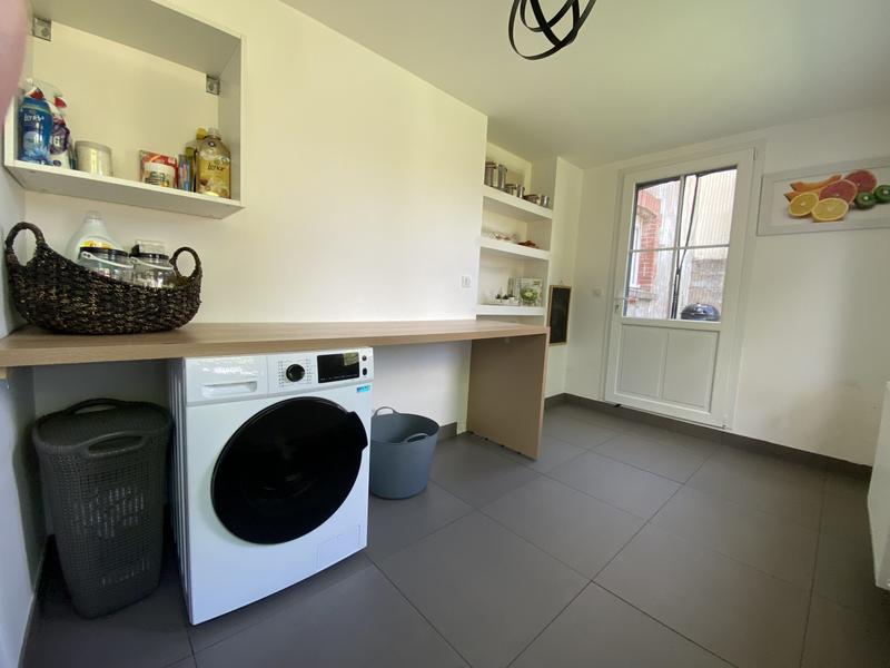 Local commercial - 130 m² - 7 pièces