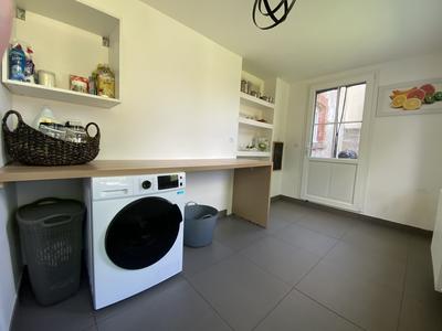 Local commercial - 130 m² - 7 pièces