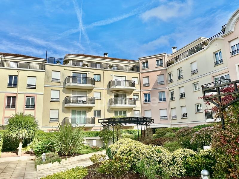 Appartement - 86 m² - 4 pièces