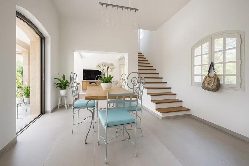 Maison - 190 m² - 8 pièces