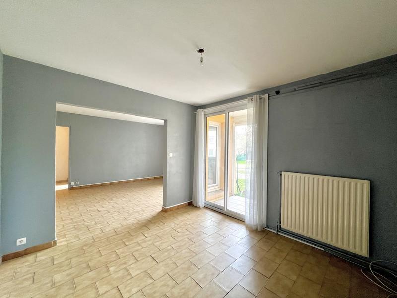 Appartement - 82 m² - 4 pièces