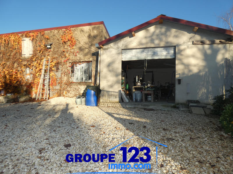 Maison - 202 m² - 5 pièces