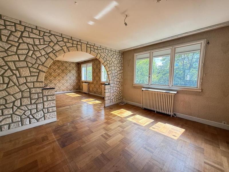 Maison - 98 m² - 5 pièces