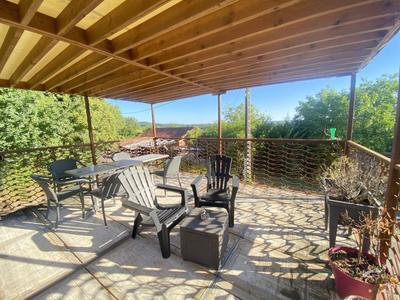 Propriété - 217 m² - 10 pièces