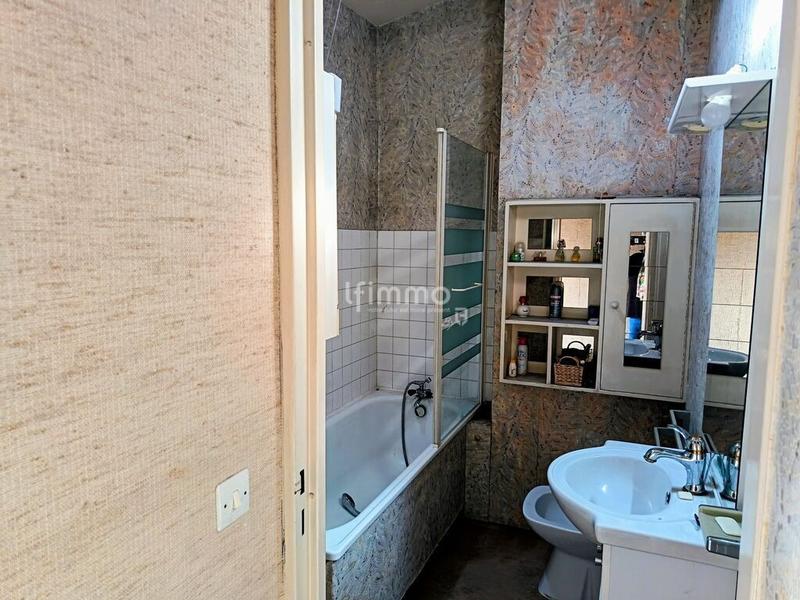 Maison - 102 m² - 5 pièces