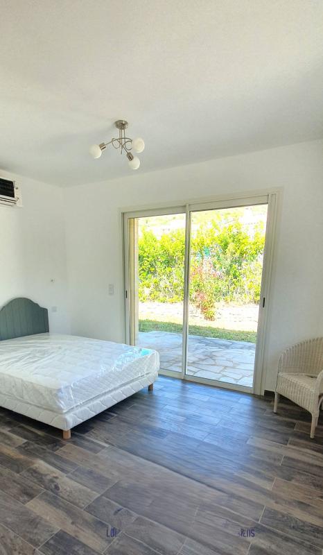 Villa - 243 m² - 10 pièces