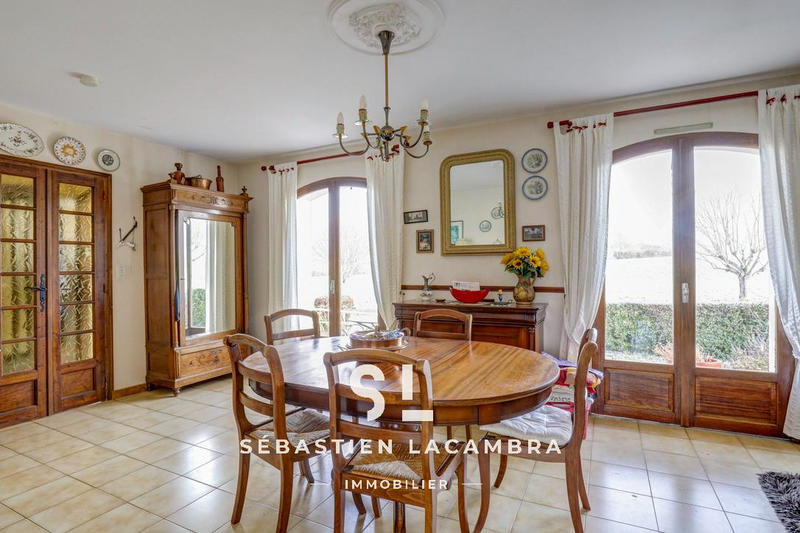 Maison - 125 m² - 4 pièces