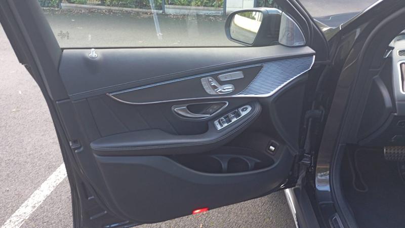 Mercedes Eqc 400 80 kWh 408 4Matic Amg Line - Toit ouvrant