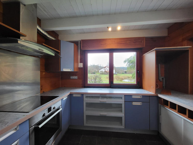 Maison - 142 m² - 4 pièces