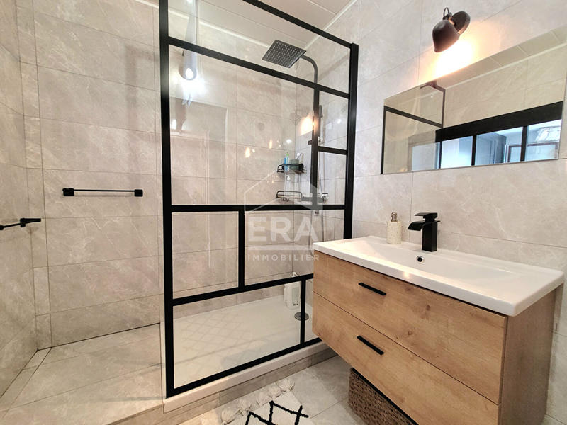 Appartement - 84 m² - 3 pièces