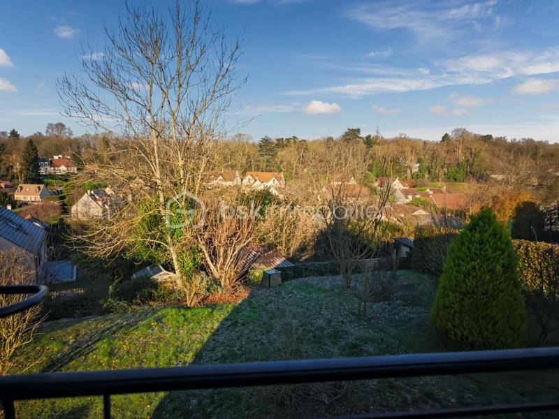 Maison traditionnelle - 152 m² - 6 pièces