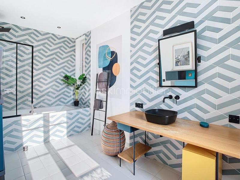 Maison - 161 m² - 8 pièces