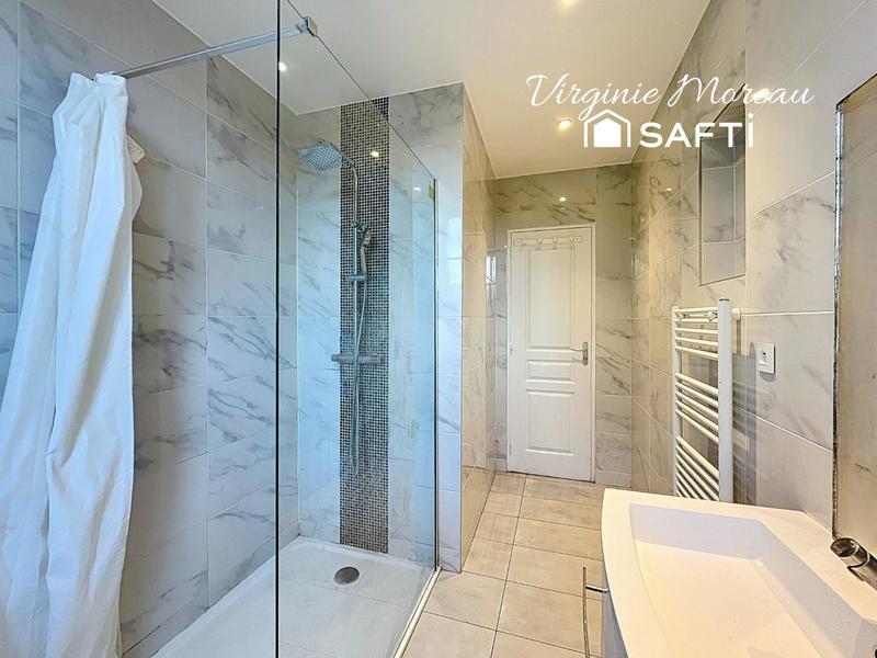 Maison - 84 m² - 5 pièces