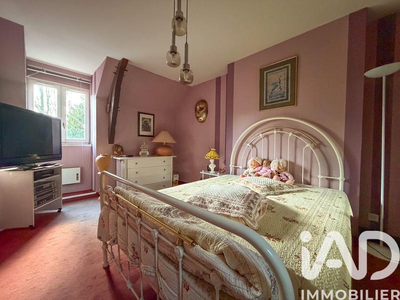 Maison - 211 m² - 6 pièces