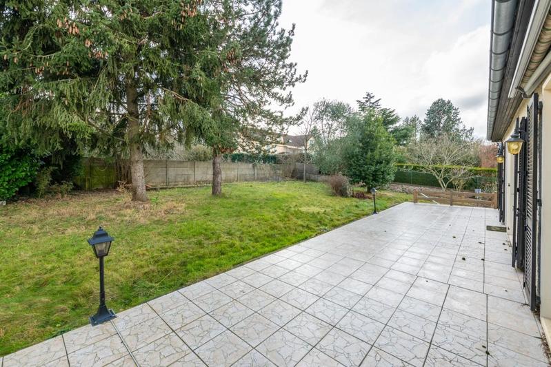 Maison - 111 m² - 5 pièces