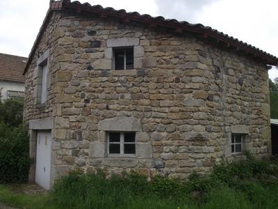 Maison - 64 m² - 5 pièces