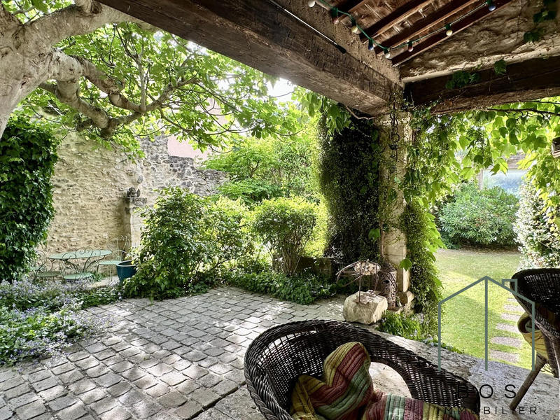 Bastide - 193 m² - 5 pièces