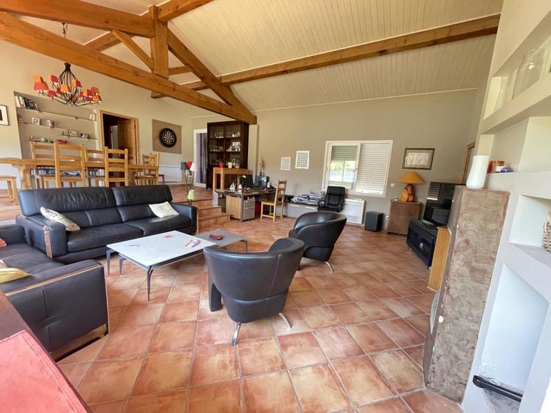 Villa - 165 m² - 6 pièces