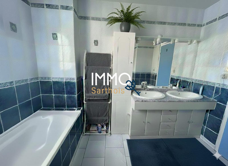 Maison - 104 m² - 5 pièces