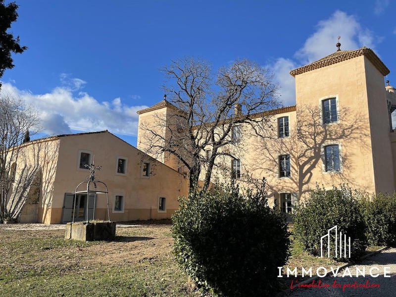 Appartement - 81 m² - 3 pièces