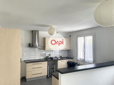 Maison - 103 m² - 4 pièces