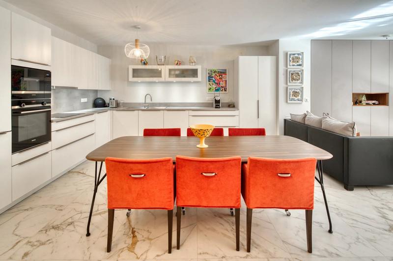 Appartement - 85 m² - 3 pièces