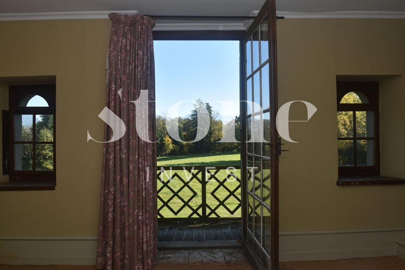 Maison - 409 m² - 12 pièces