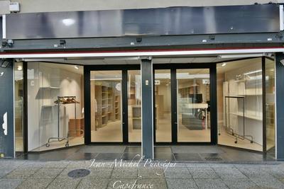 Local commercial - 170 m² - 3 pièces