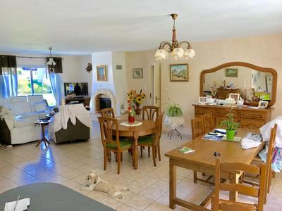 Maison - 131 m² - 6 pièces