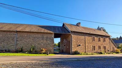 Maison - 162 m² - 9 pièces