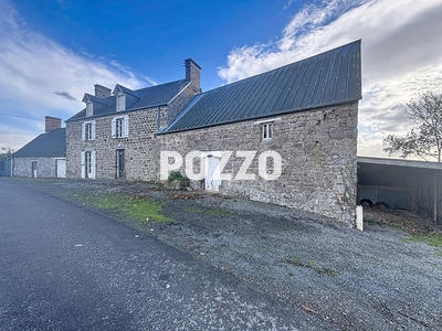 Maison - 97 m² - 5 pièces