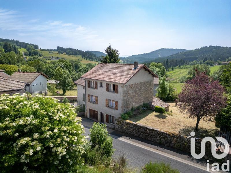 Maison de village - 100 m² - 4 pièces