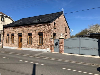 Maison - 260 m² - 8 pièces