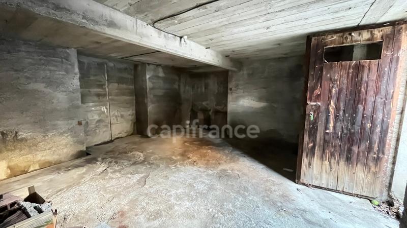 Maison - 140 m² - 4 pièces