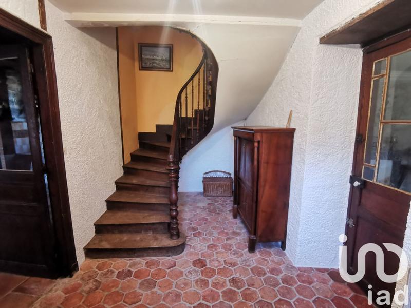 Maison - 550 m² - 16 pièces