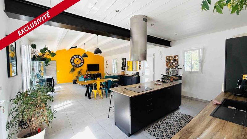 Maison traditionnelle - 123 m² - 4 pièces