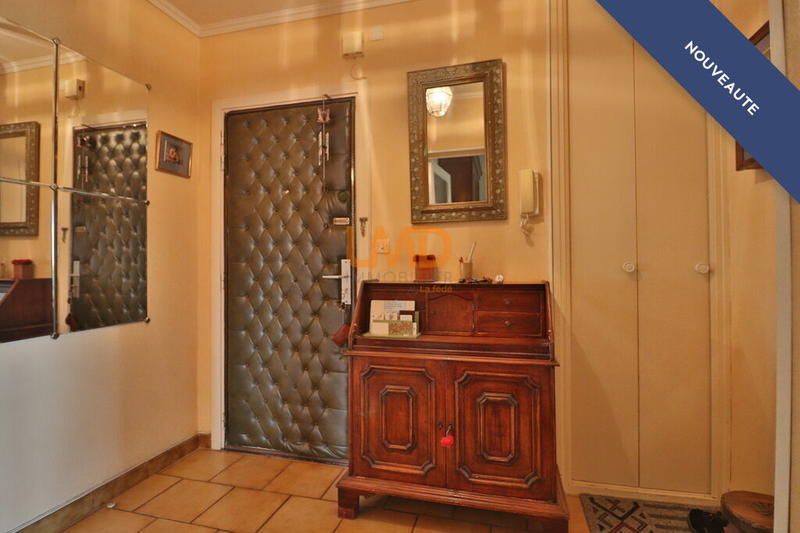 Appartement - 77 m² - 3 pièces