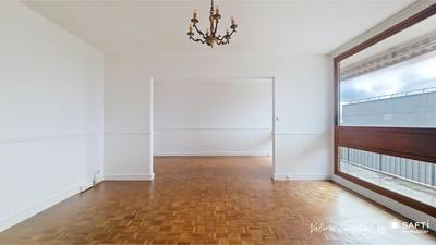 Appartement - 92 m² - 5 pièces