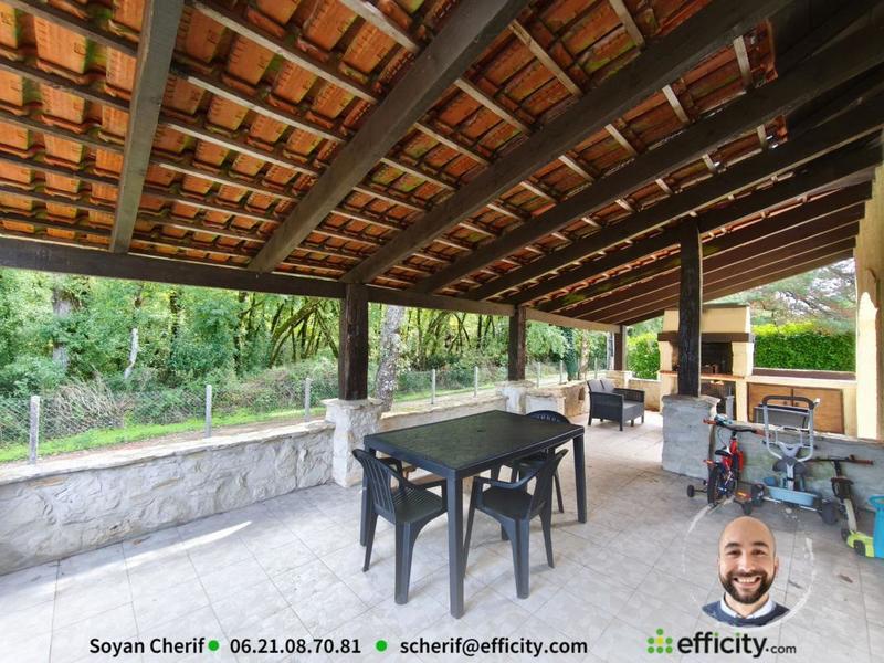 Maison - 99 m² - 5 pièces