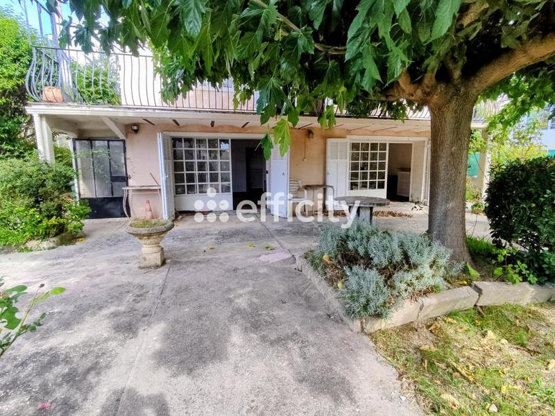 Maison de ville - 122 m² - 6 pièces