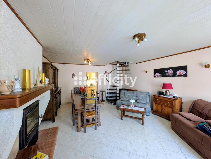 Maison - 106 m² - 3 pièces