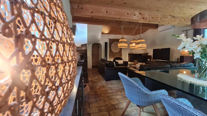 Maison - 120 m² - 5 pièces