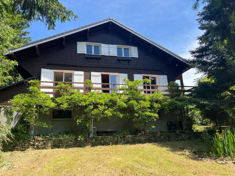 Maison - 107 m² - 6 pièces